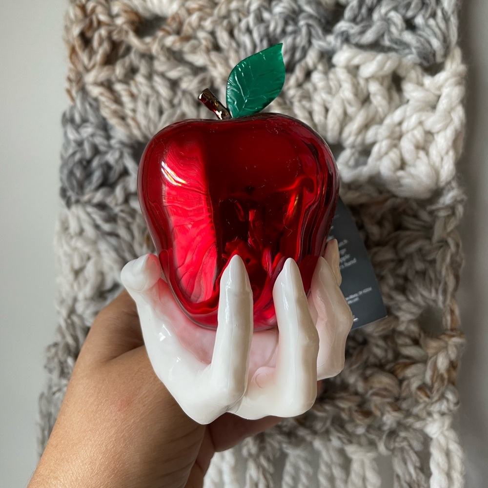 Evil Apple Nightlight Wallflower Plug from Bath and Body Works NWT